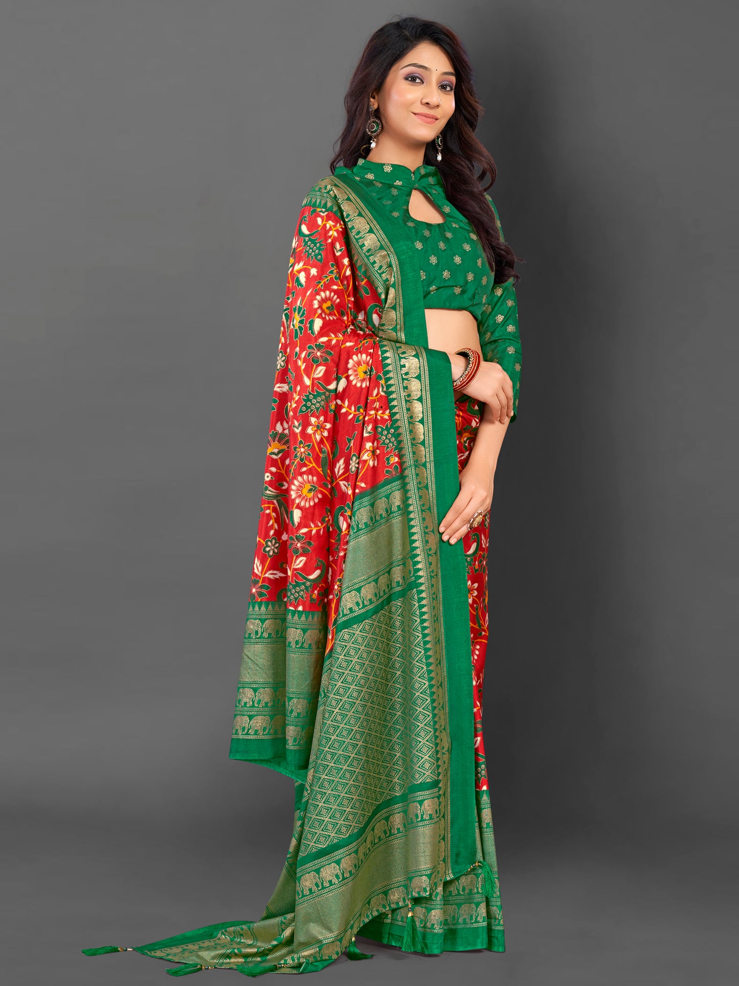 Women's Cotton Blend Red Printed Designer Saree With Blouse Piece