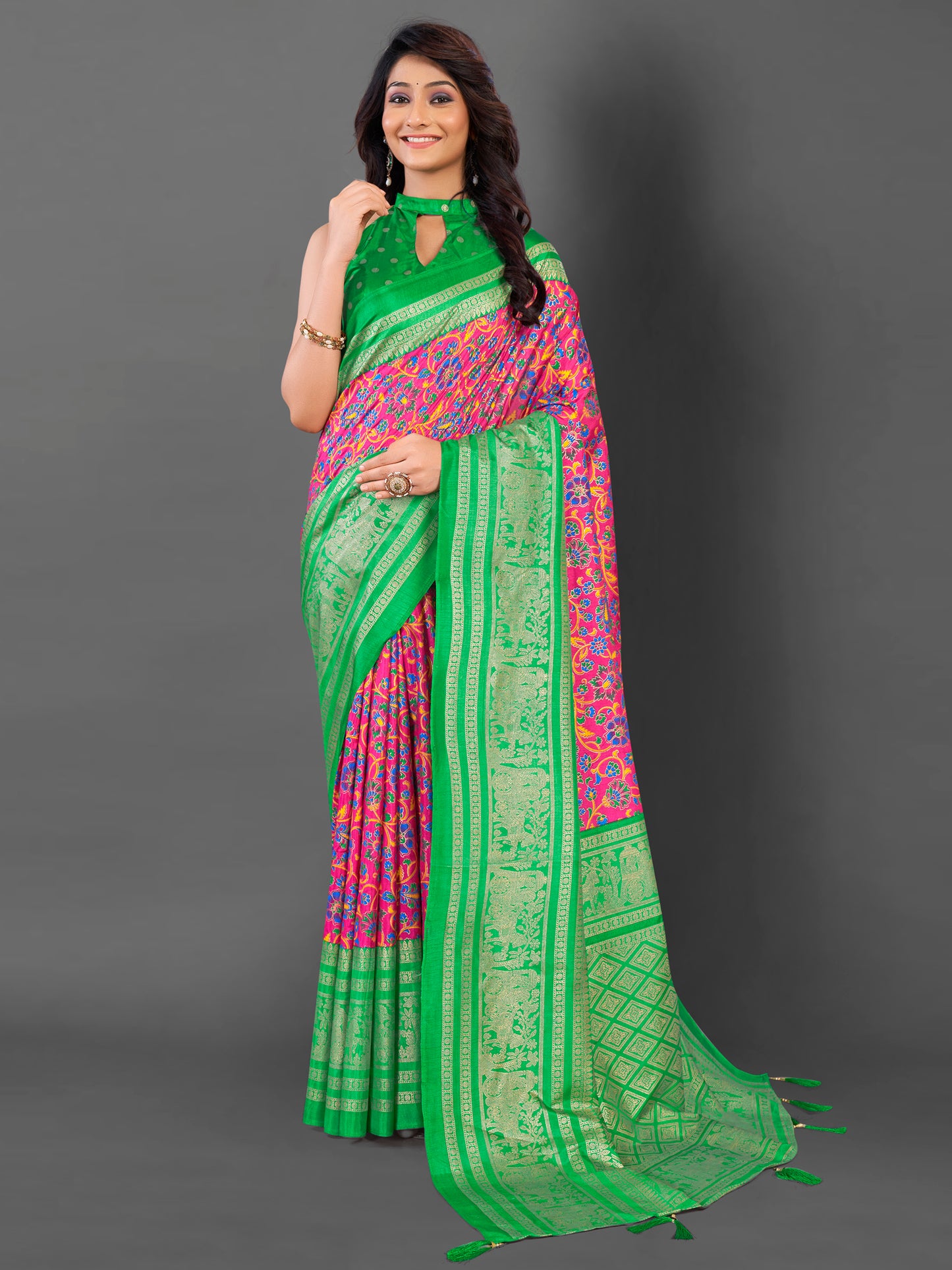 Women's Cotton Blend Pink Printed Designer Saree With Blouse Piece