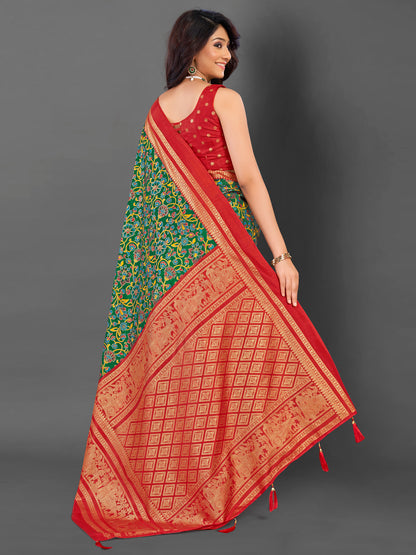 Women's Cotton Blend Green Printed Designer Saree With Blouse Piece