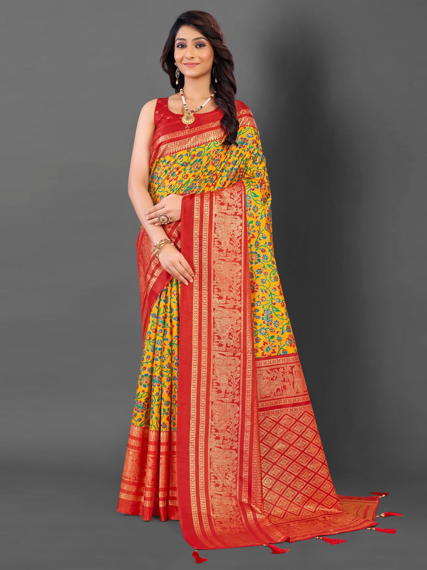 Women's Cotton Blend Yellow Printed Designer Saree With Blouse Piece