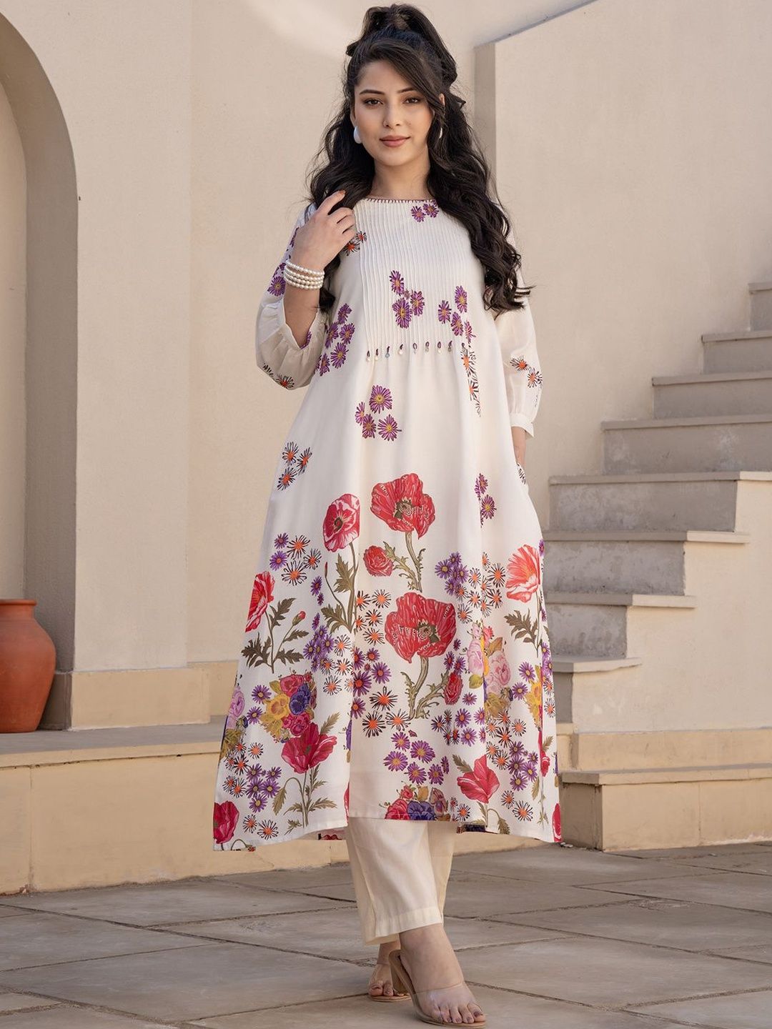 Women Floral Printed Pleated Pure Cotton Kurta with Trousers