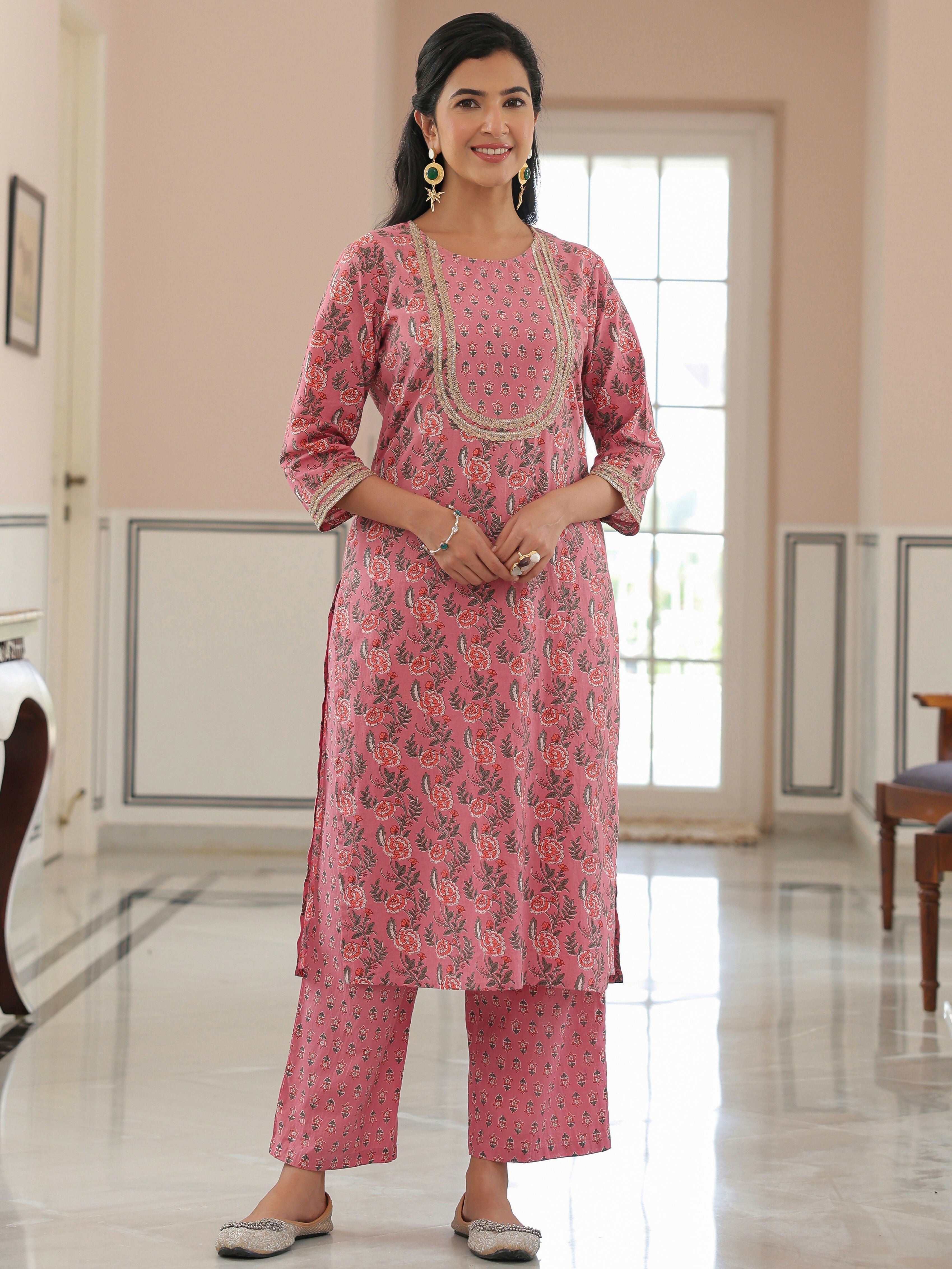Women's Straight Soft Cotton Floral Print Women's Kurta - Pink