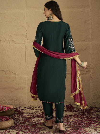 Dhiyona VA Women'sFloral Yoke Design Straight Kurta With Trousers & Dupatta