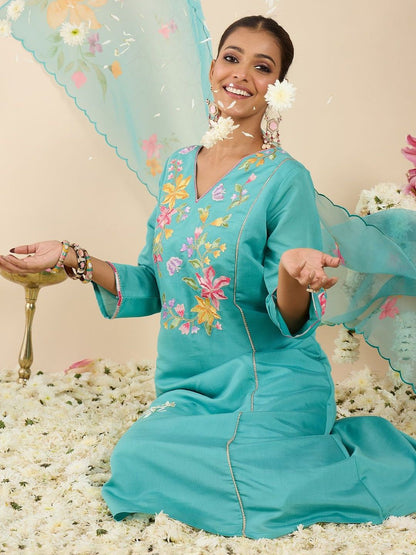 Women Floral Embroidered Regular Thread Work Kurta with Trousers & With Dupatta