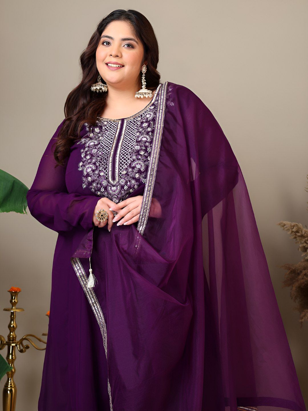 Dhiyona IN Women Plus Size Yoke Design Regular Thread Work Kurta with Palazzos & Dupatta