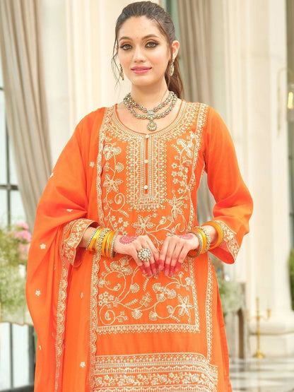 Ethnic Motifs Embroidered Round Neck Thread Work Kurta With Patiala & Dupatta