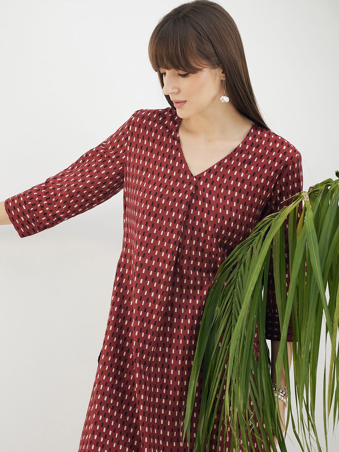 Dhiyona IE Abstract Printed Screen Technique Pure Cotton Kurta With Trousers