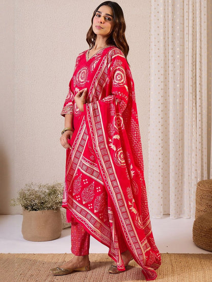 Women Floral Printed Kurta with Trousers & Dupatta