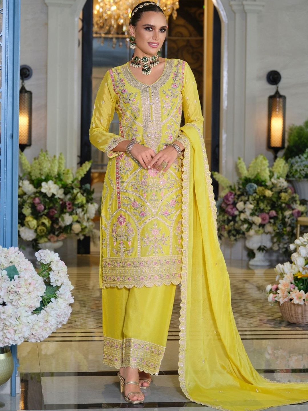 Women Ethnic Motifs Embroidered Kurta with Palazzos & Dupatta