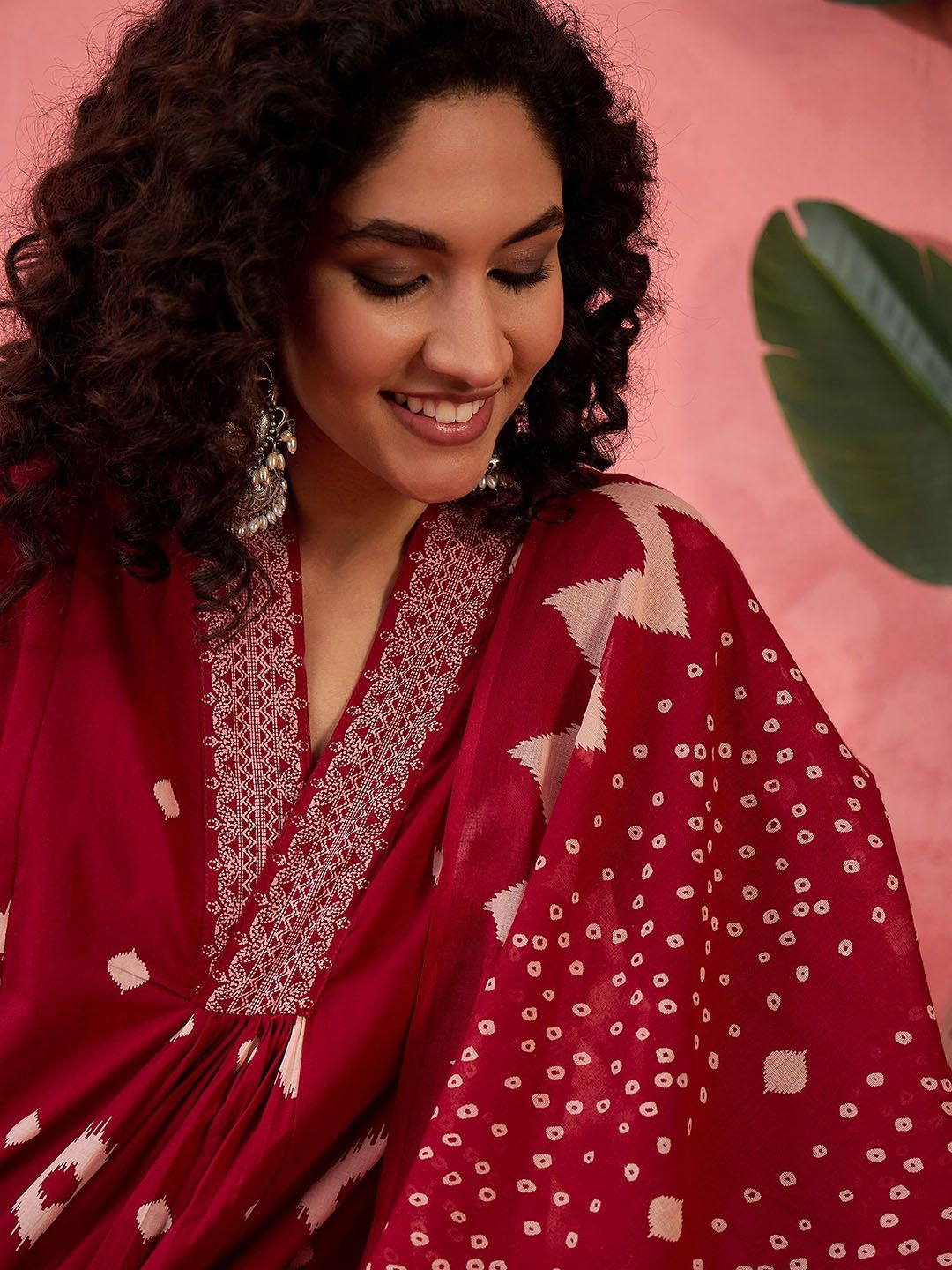 Dhiyona SN Women's Geometric Printed V-Neck Pleated Pure Cotton A-Line Kurta With Trouser And Dupatta