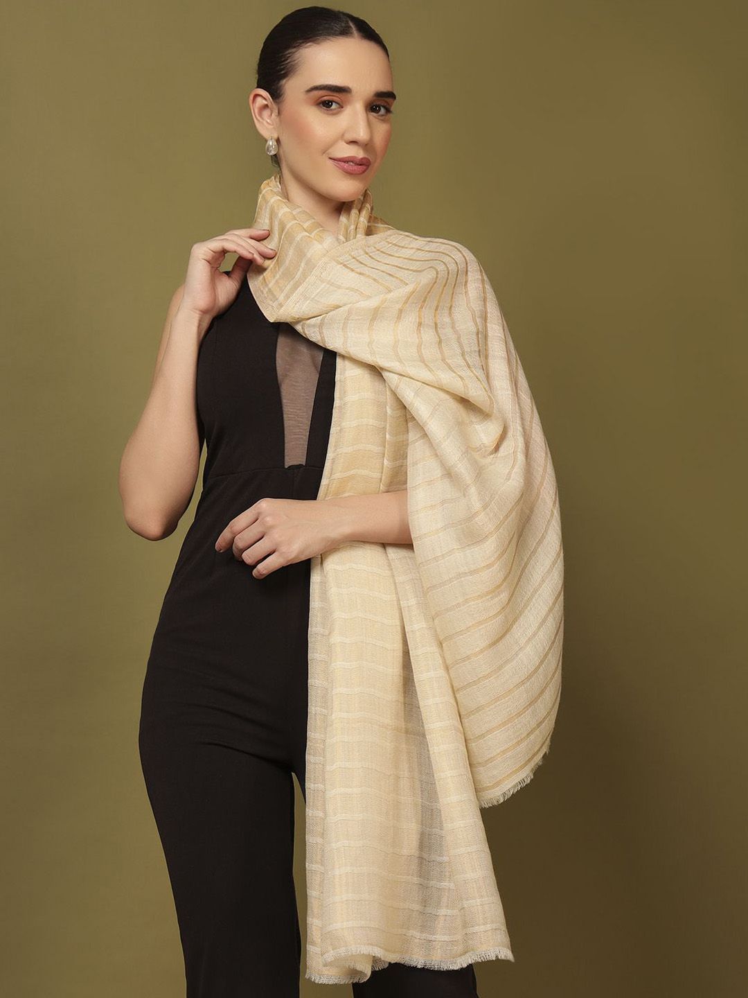 Dhiyona PA Striped Woven Design Shawl