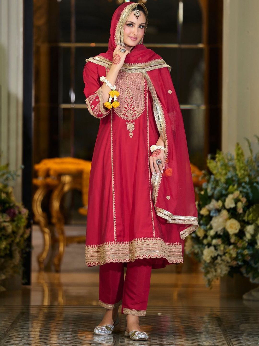 Women Ethnic Motifs Embroidered Zari A-Line Kurta with Trousers & Dupatta