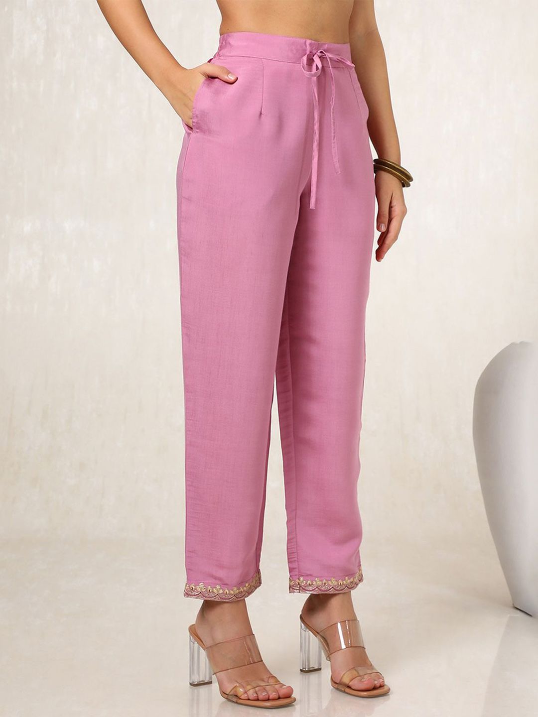 Dhiyona SO Women's Ethnic Motifs Embroidered Gotta Patti Straight Kurta with Trousers