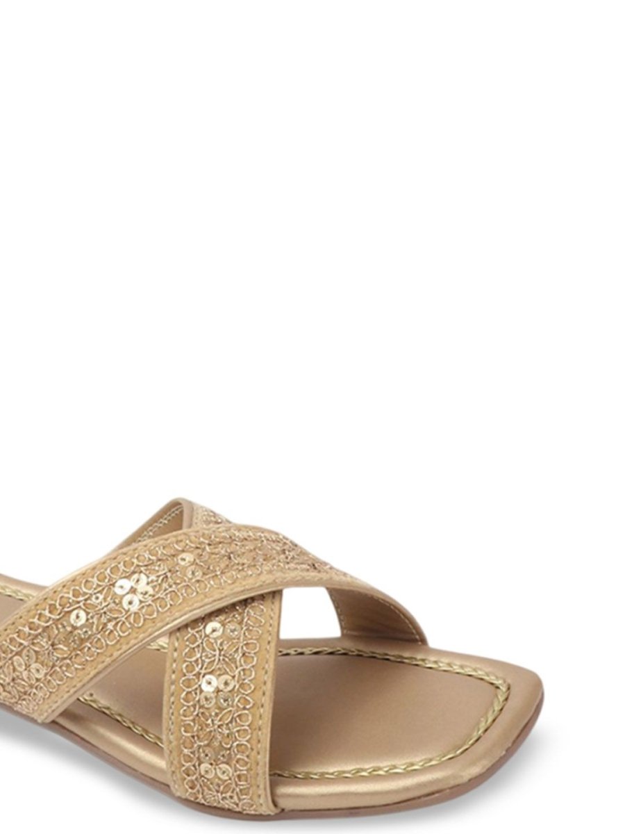 Dhiyona AK Women Woven Design Open Toe Flats