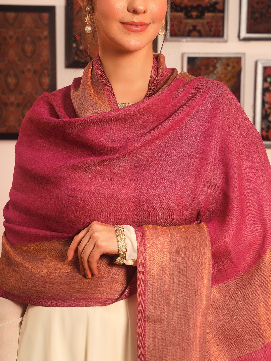 Dhiyona PA Wool Reversible Shawl