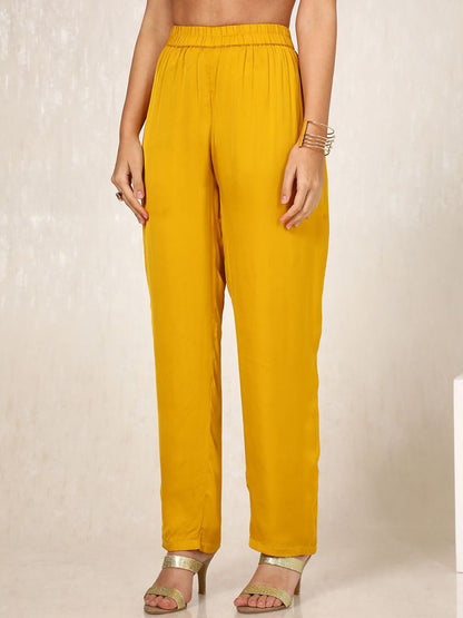 Dhiyona SO Women's V-Neck Three-Quarter Sleeves Regular Mirror Work Kaftan Kurta With Trouser