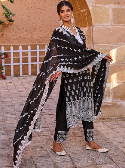 Women Ethnic Motifs Embroidered Regular Thread Work Pure Cotton Kurta with Trousers & With Dupatta