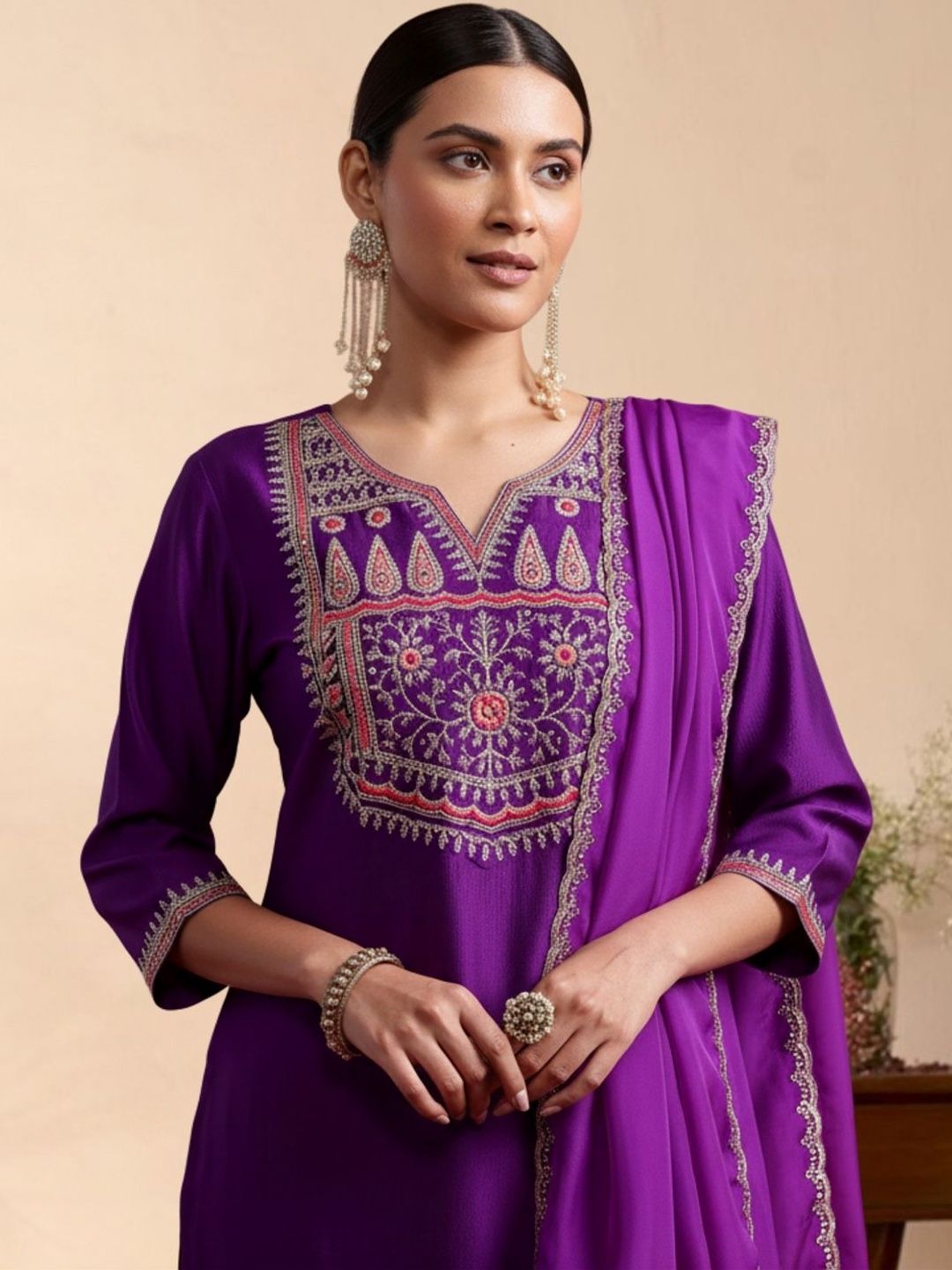 Women Ethnic Motifs Embroidered Regular Thread Work Liva Kurta with Trousers & With Dupatta