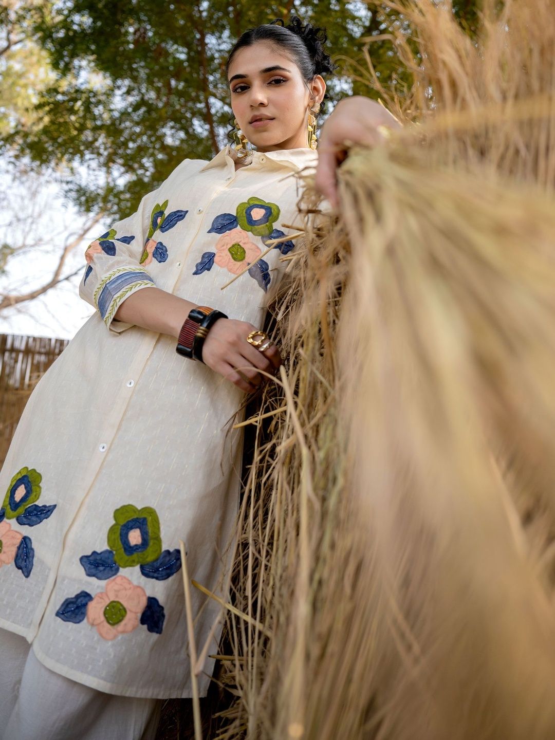 Women Floral Embroidered Regular Thread Work Pure Cotton Kurta with Trousers