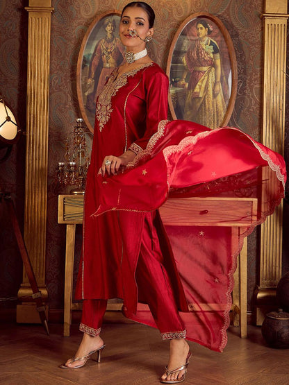 Dhiyona IE Ethnic Motifs Embroidered Kurta With Trousers & Dupatta