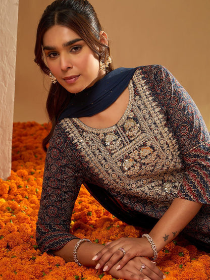 Ethnic Motifs Printed Pure Cotton Straight Kurta With Trousers & Dupatta