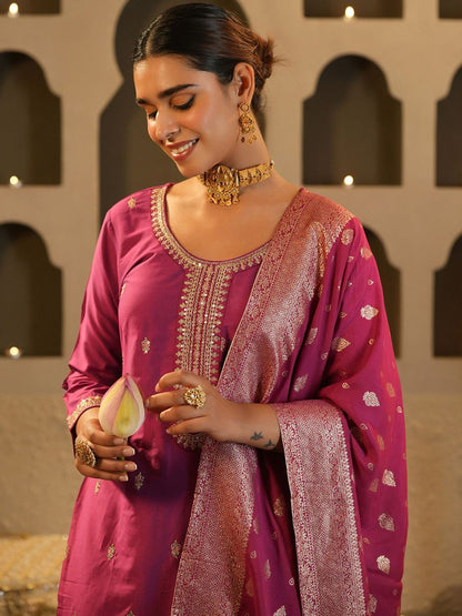 Floral Embroidered Round Neck Zari Straight Kurta & Trousers With Dupatta