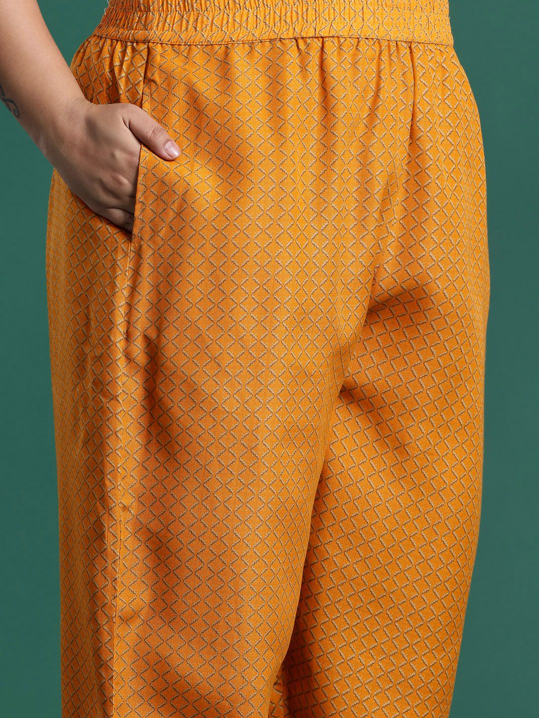 Plus Size Leheriya Print Kurta with Palazzos & Dupatta