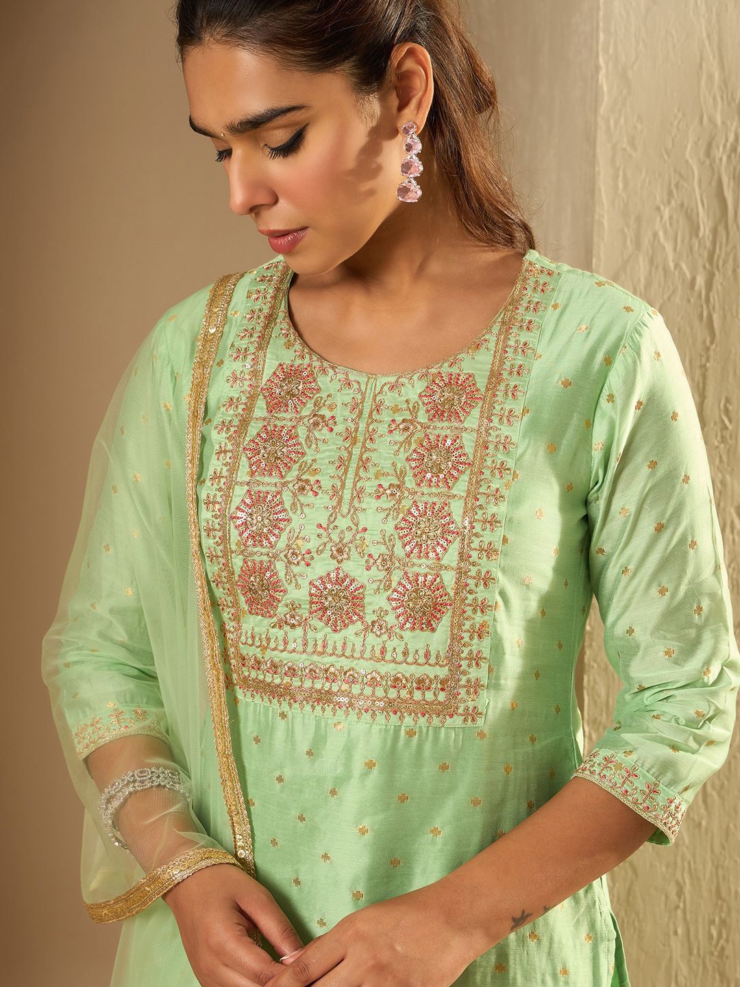 Dhiyona IE Floral Embroidered Chanderi Silk Straight Kurta With Trousers & Dupatta