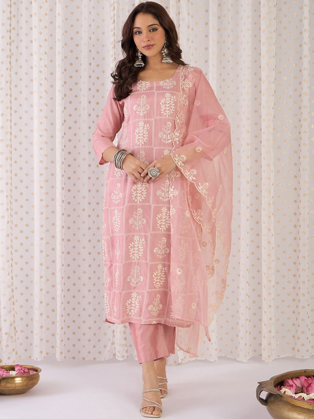 Ethnic Motifs Embroidered Regular Thread Work Kurta With Trouser And Dupatta