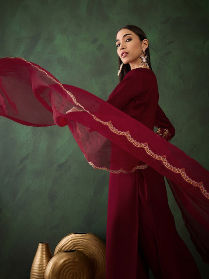 Dhiyona SN Women's Embroidered Three Quarter Sleeves Kurta & Trousers With Dupatta