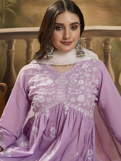 Dhiyona SN Women's Floral Embroidered V Neck Kurta Set With Dupatta