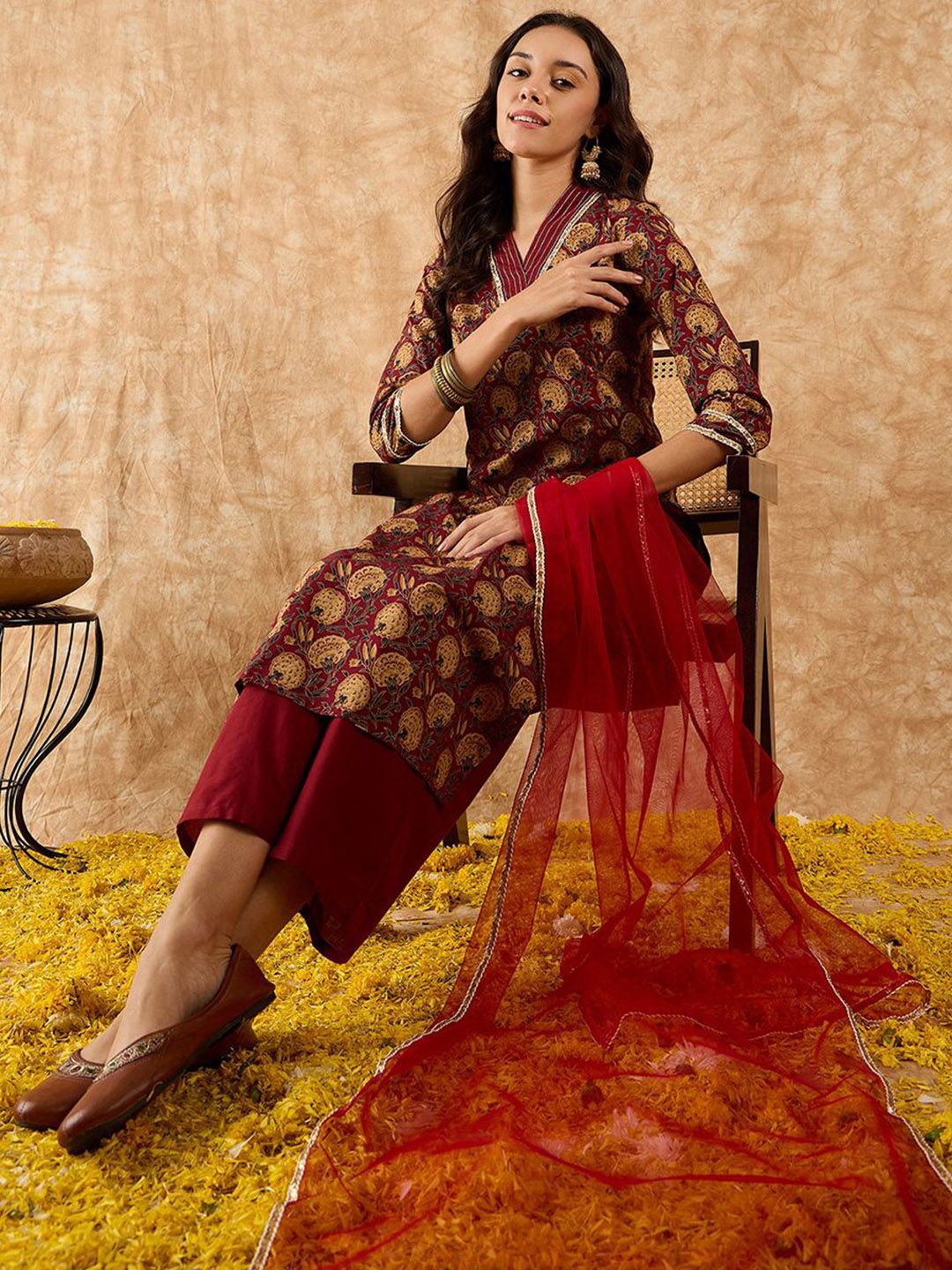 Floral Printed Straight Thread Work Kurta with Palazzos & Dupatta