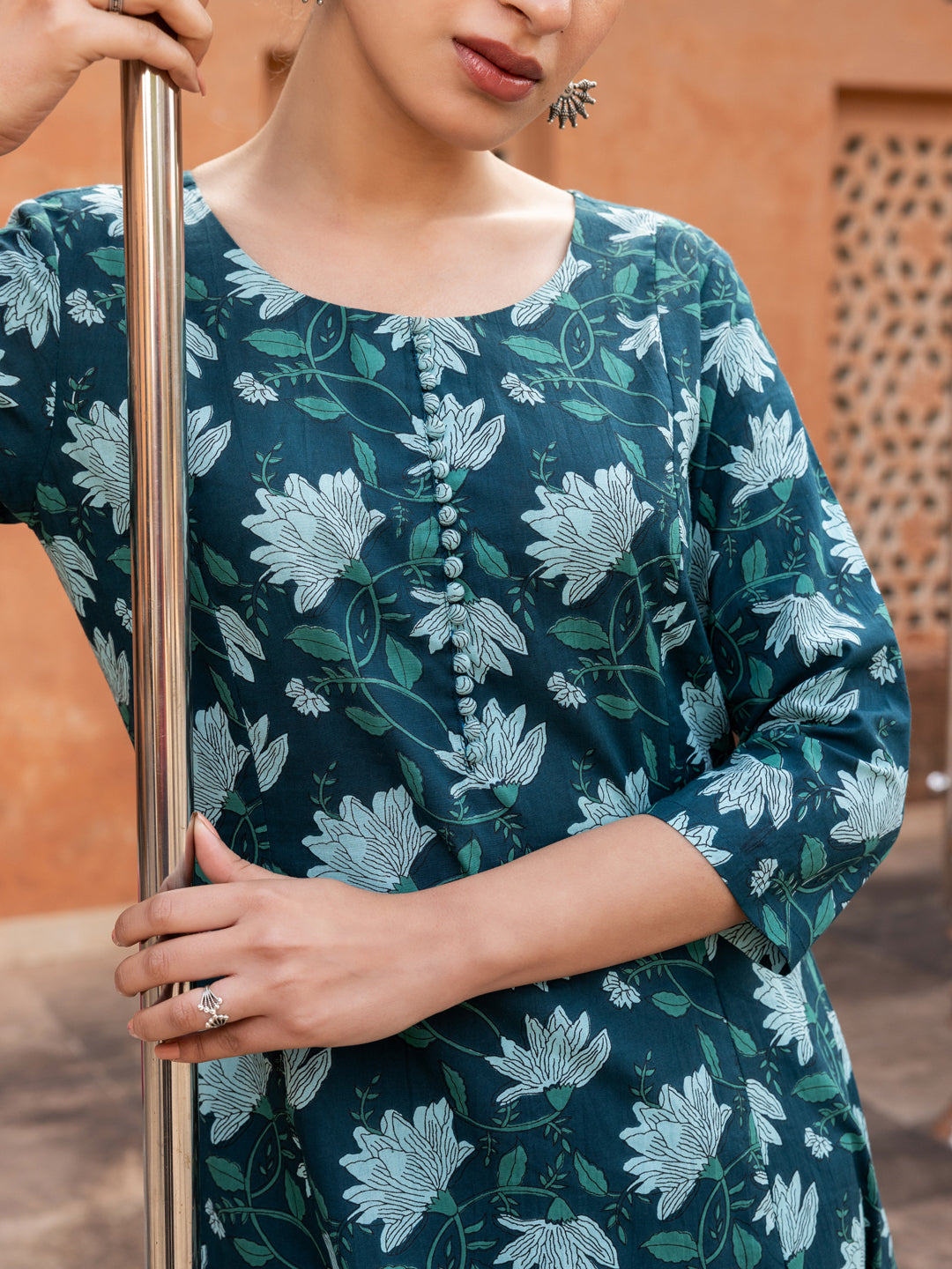 Dhiyona FL Women's Teal Floral Printed Cotton Flared Kurta