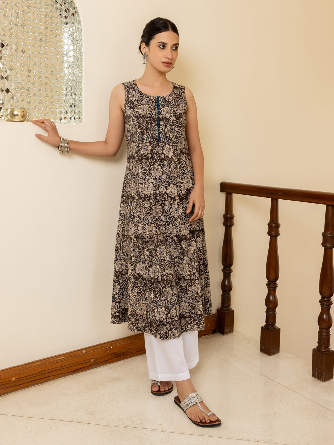 Dhiyona FL Women's Brown Floral Printed Cotton Flared Kurta