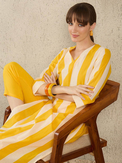 Dhiyona IE Women Striped V-Neck Cotton Tunic and Trousers Co-Ords