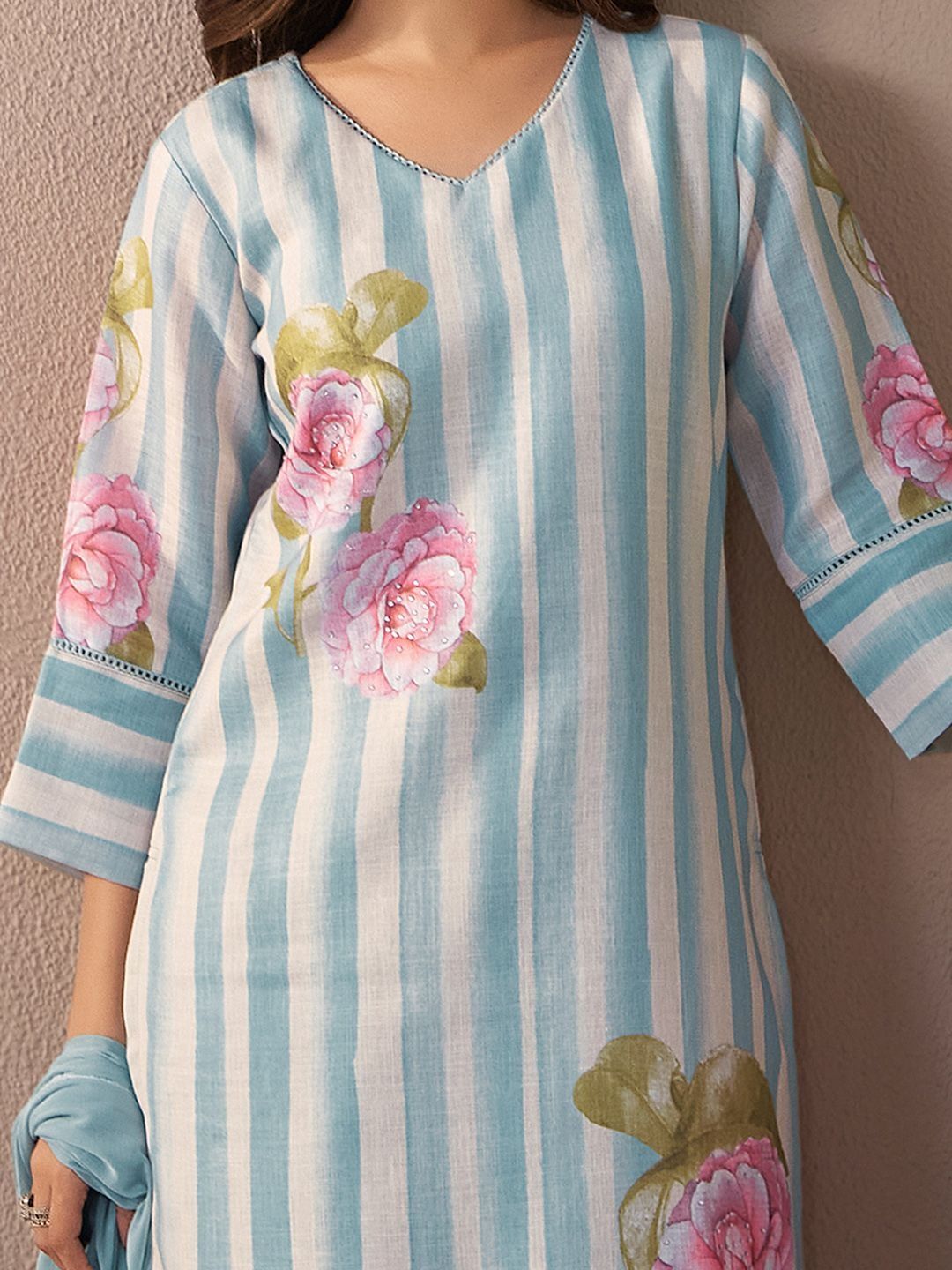 Women Printed Regular Linen Kurta with Trousers & With Dupatta