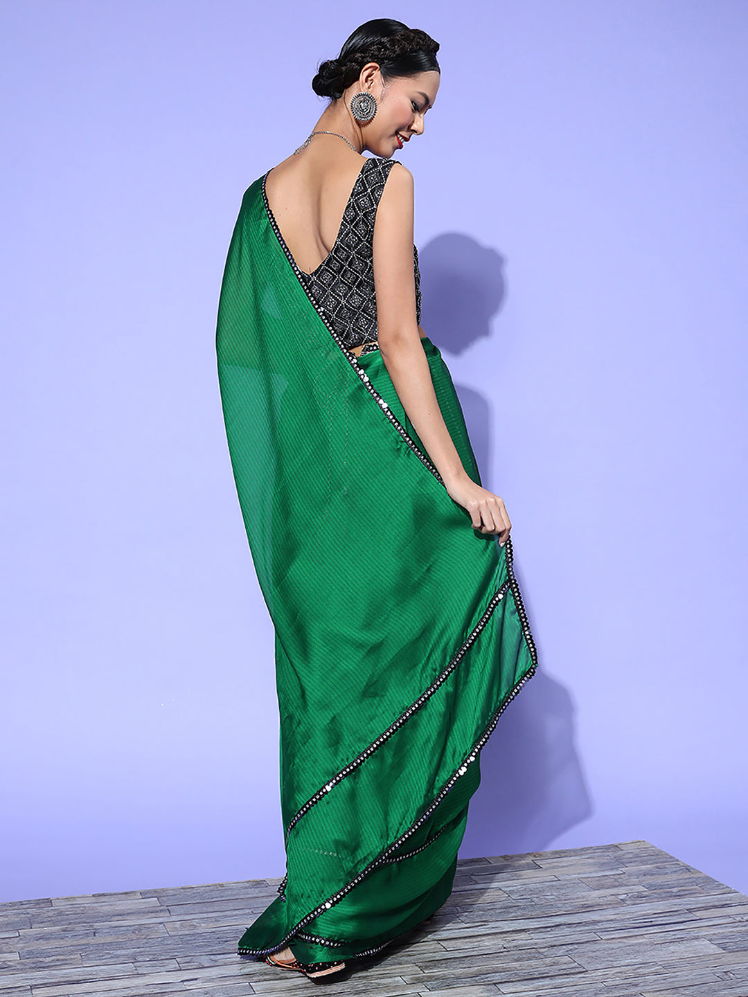 Women's Georgette Green Embellished Belted Sarees With Blouse Piece