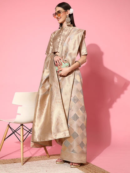 Women's Organza Grey Woven Design Handloom Saree With Blouse Piece