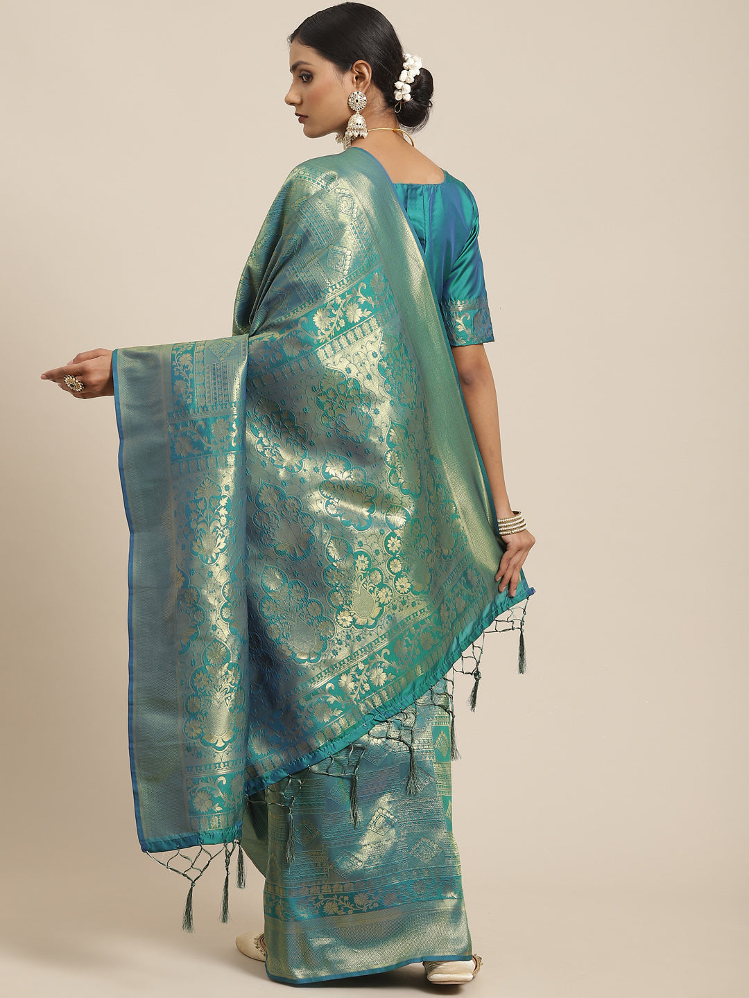 Women's Kanjeevaram Silk Teal green Woven Design Woven saree With Blouse Piece