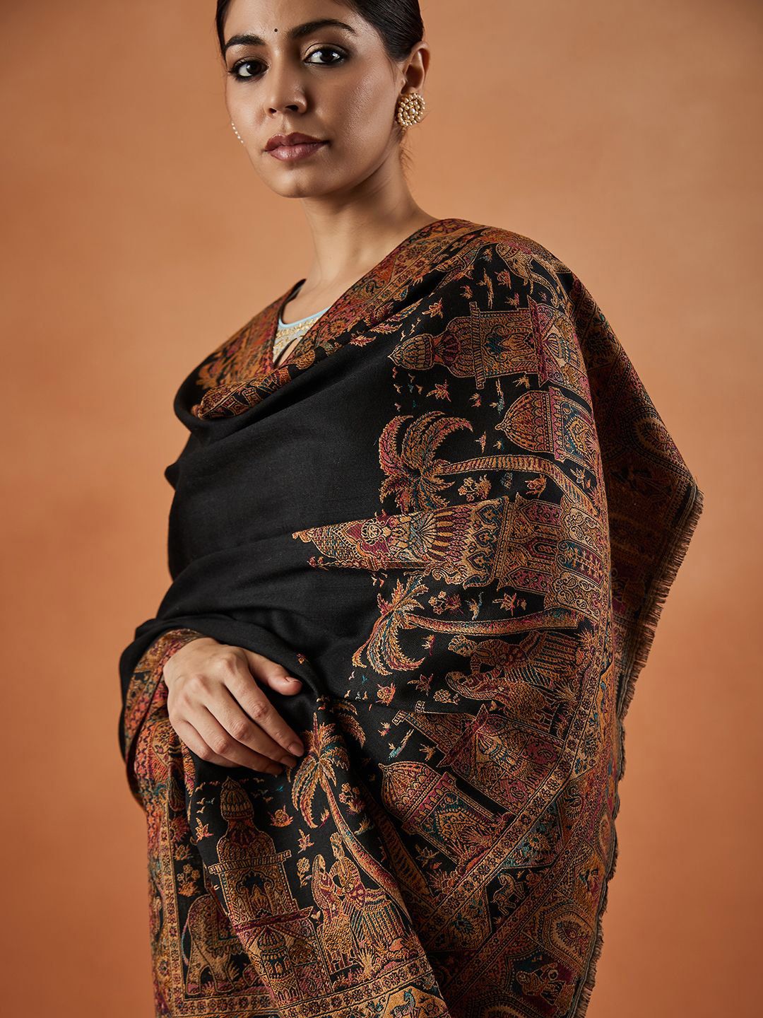 Dhiyona PA Paisley Woven Design Shawl
