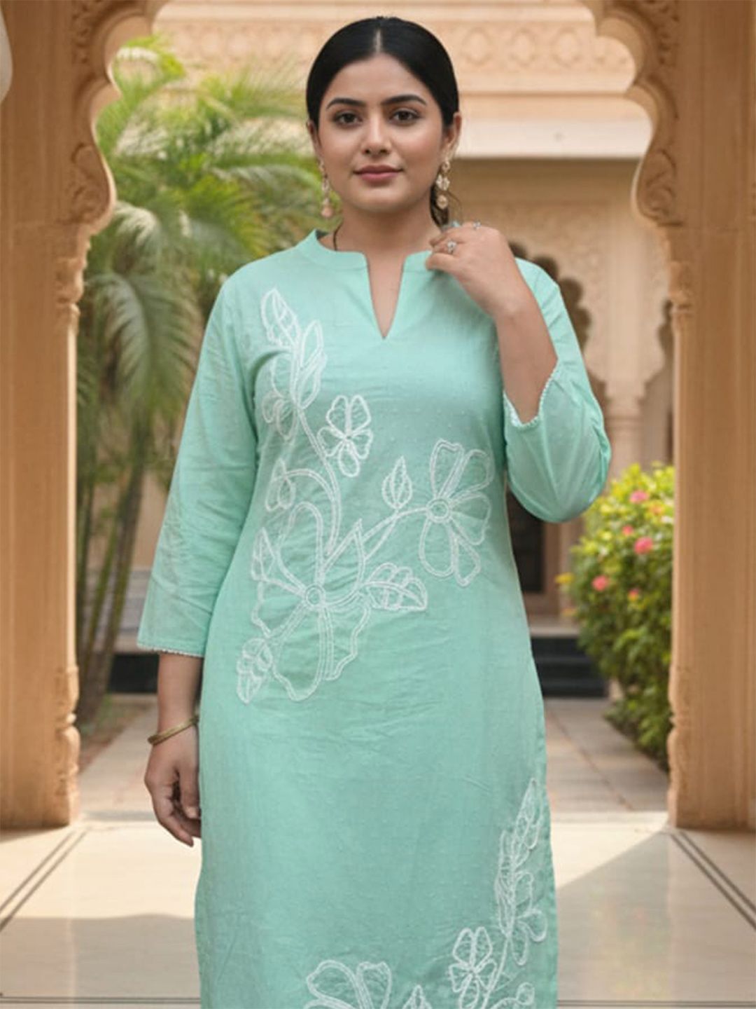 Floral Embroidered Thread Work Pure Cotton Kurta With Trousers