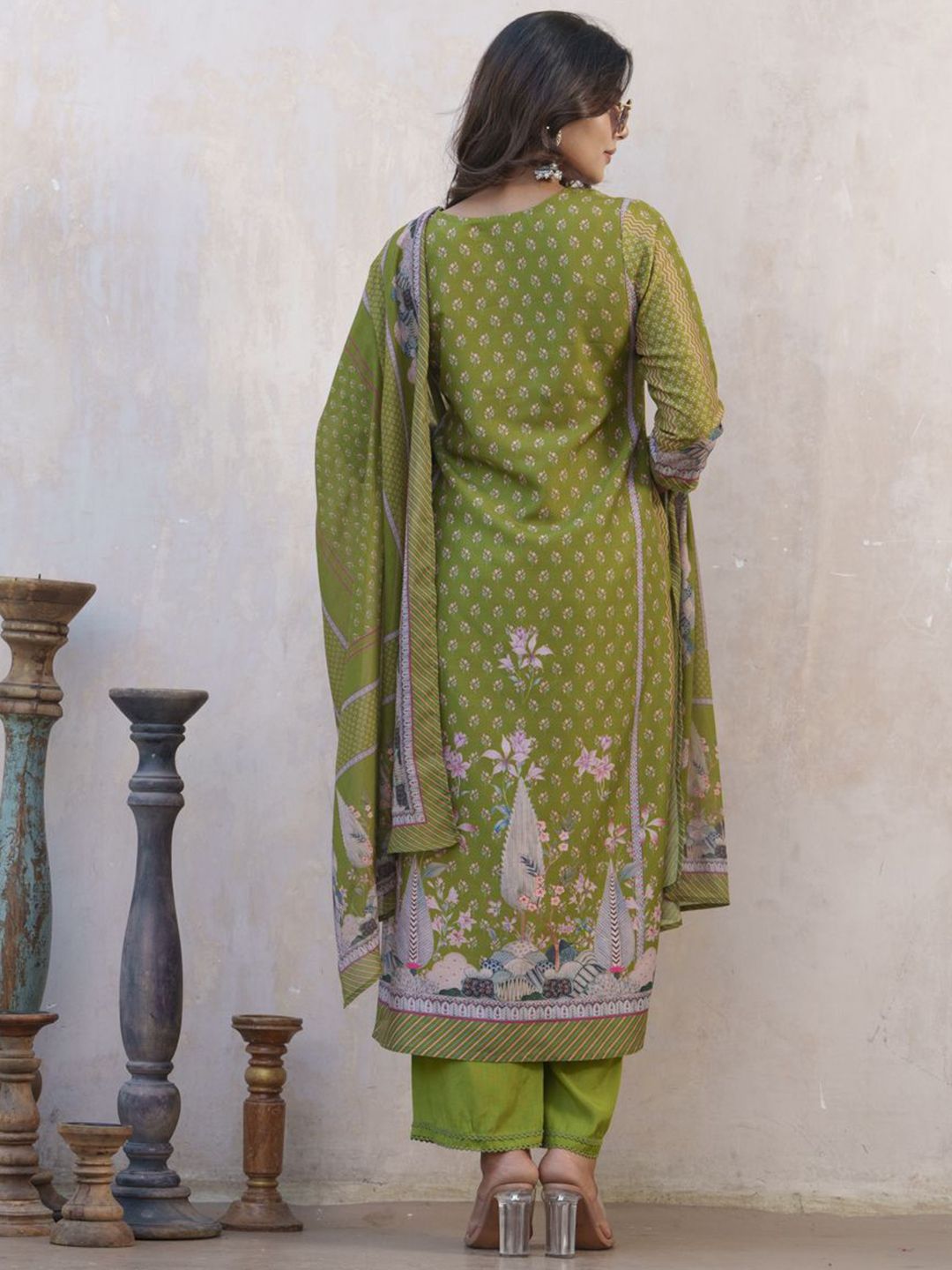 Dhiyona SN Women's Floral Printed Keyhole Neck Muslin Straight Kurta With Trouser & Dupatta