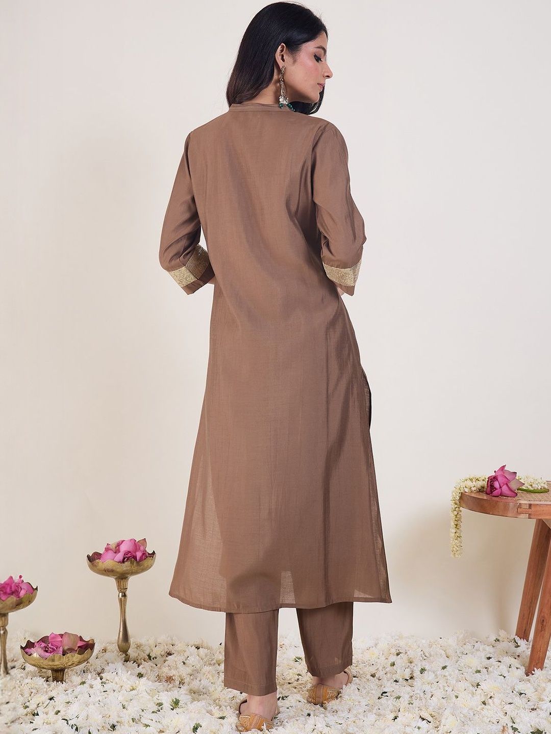 Dhiyona IE Embroidered Mandarin Collar Tunic With Trousers