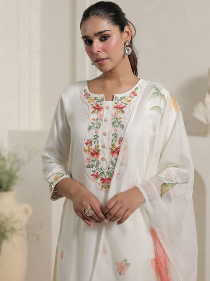 Women Floral Embroidered Kurta with Trousers & Dupatta