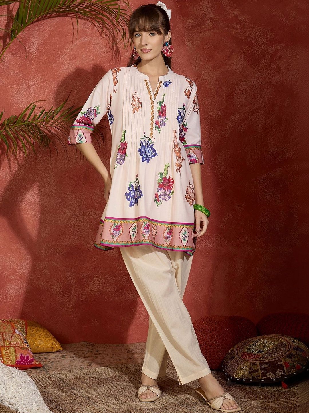 Women Floral Printed Regular Thread Work Pure Cotton Kurta with Trousers