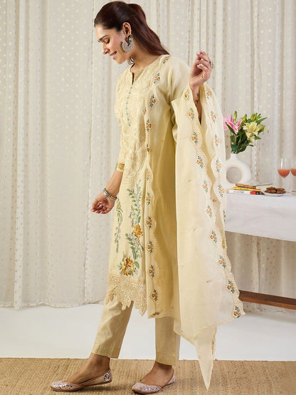 Embroidered Notch Neck Thread Work Pure Cotton Kurta With Trousers & Dupatta