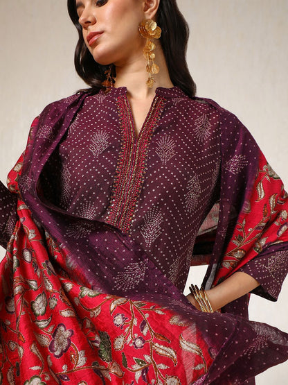 Dhiyona SO Women's Women Bandhani Printed Regular Thread Work Straight Kurta With Trouser With Dupatta