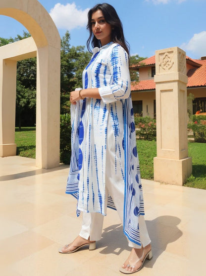 Women Geometric Printed Cotton Kurta with Trousers & Dupatta