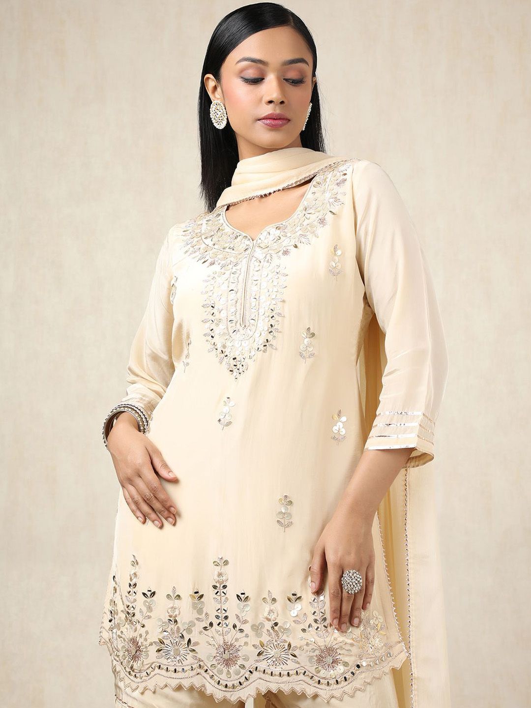 Dhiyona SO Women's Floral Embroidered Sequinned Straight Kurti With Sharara And Dupatta