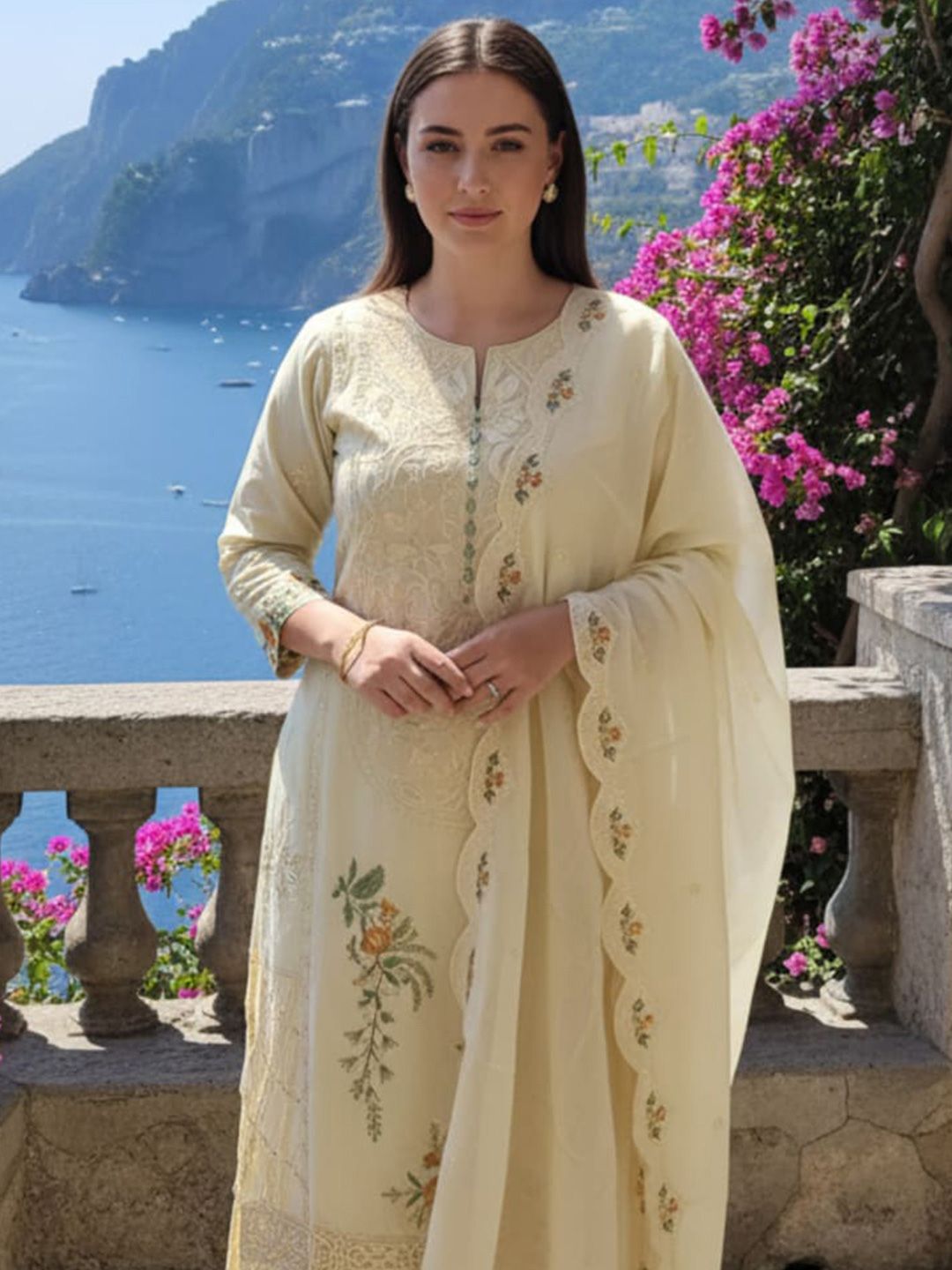 Floral Embroidered Thread Work Pure Cotton Straight Kurta With Trousers & Dupatta